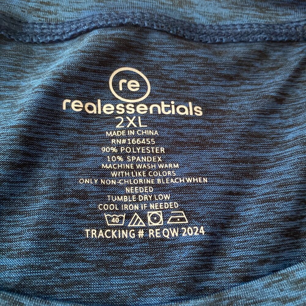 NWOT-Realessentials Workout Top - Picture 3 of 5